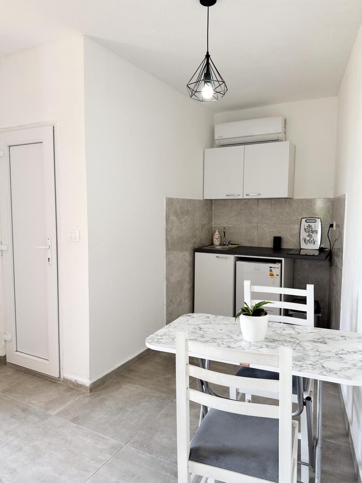 Jasmin Apartmani Bar Rom bilde